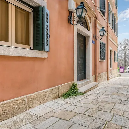 Διαμέρισμα Rosa Centro